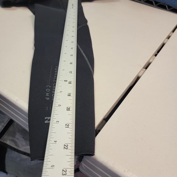 Billabong Black Men's Wetsuit - Picture 10 of 11